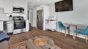 Interior - Beautiful Water Views, Steps to Beach (Tybee Island)