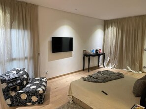 4 bedrooms, internet