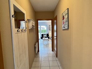 Unclassified image, 5 of 13, button