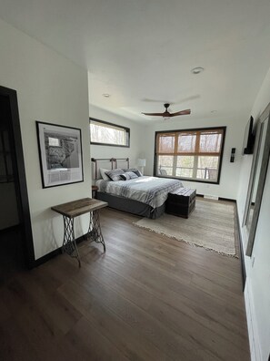 4 間睡房、免費 Wi-Fi、床單