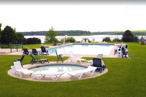 Pool - Hot Tub, Large 6 Bed, Game Room, Shuffleboard (Albrightsville)