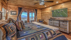 4 عدّة غرف نوم ومكواة/لوح كي وواي فاي مجانًا وملاءات أسرّة