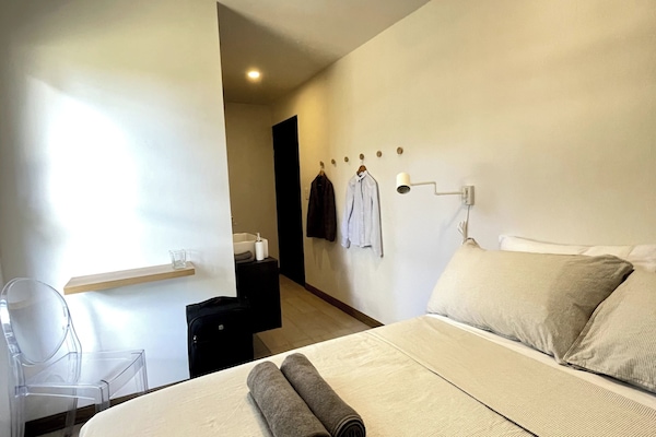 Traditional Room | Blackout drapes, free WiFi, bed sheets