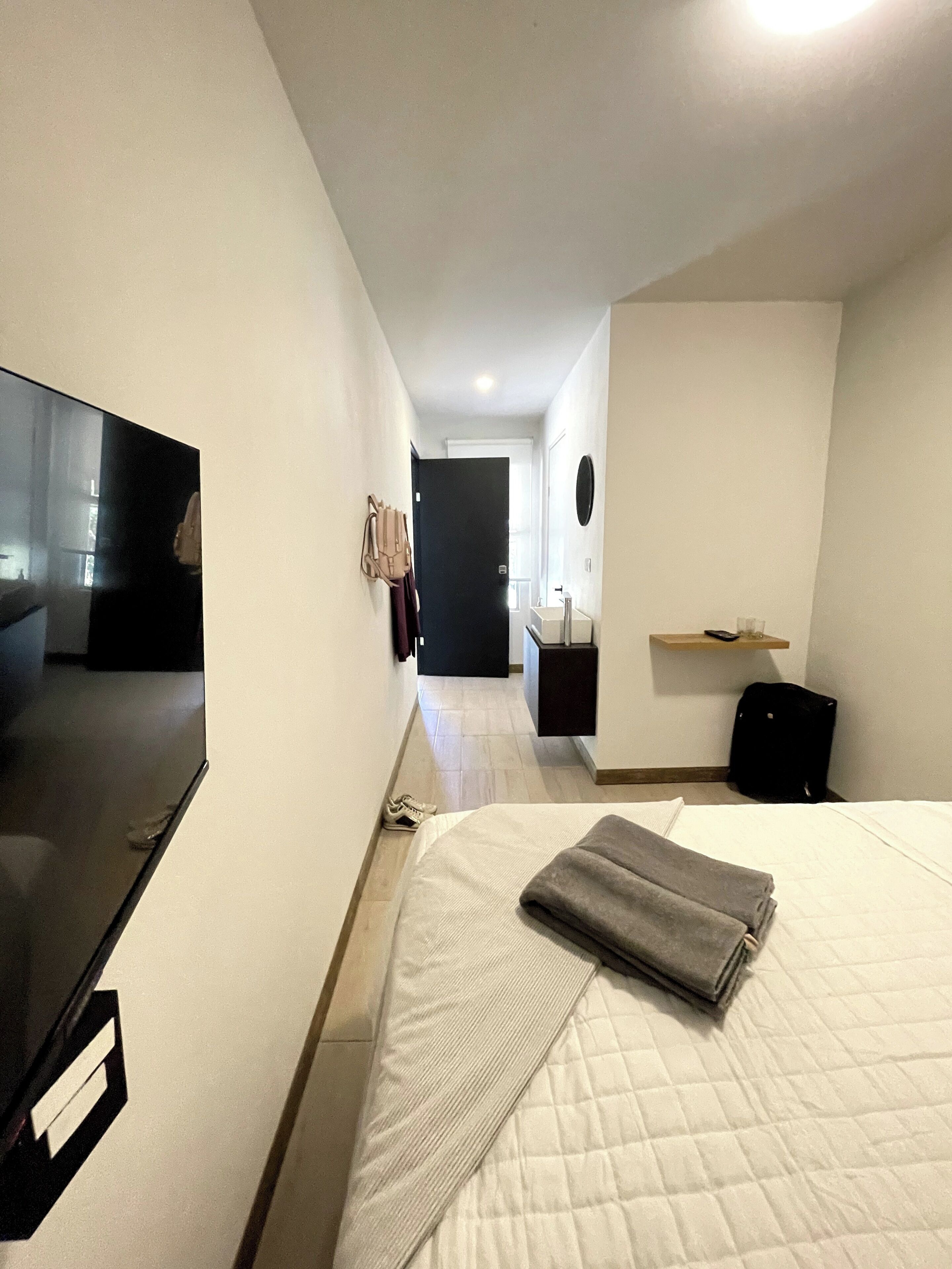 Habitación estándar | Cortinas blackout, wifi gratis y ropa de cama 