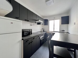 Fridge, microwave, oven, dishwasher