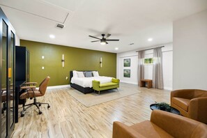 4 chambres, fer et planche à repasser, Wi-Fi, draps fournis
