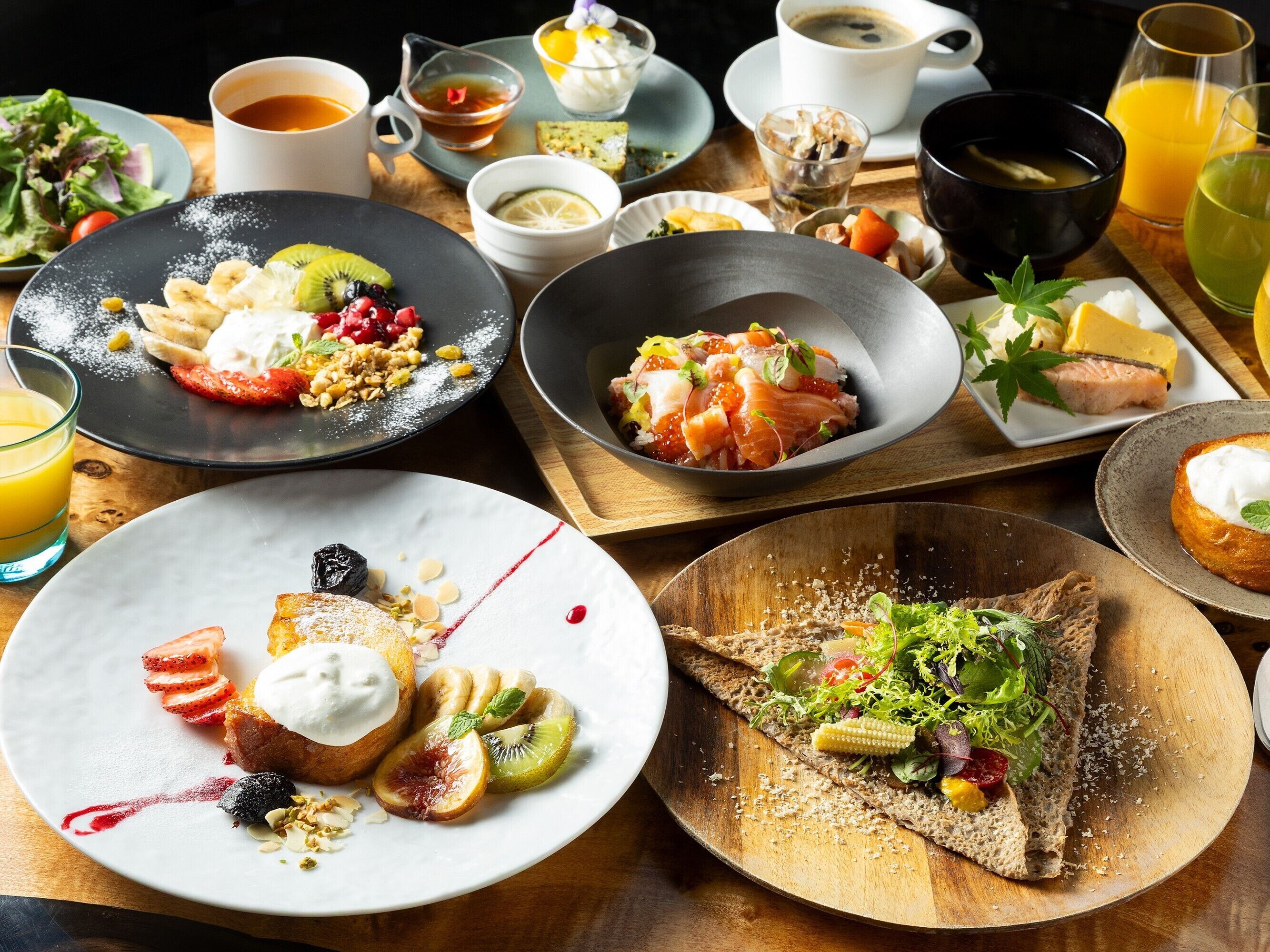 Daily buffet breakfast for a fee
