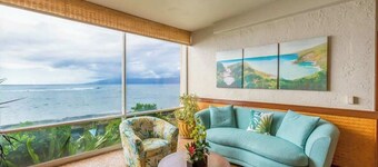 8th floor resort studio, AC stunning ocean views