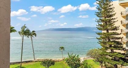 5th floor Oceanview studio, AC, resort amenities