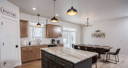 New Construction home- walking distance to downtown Sister Bay!