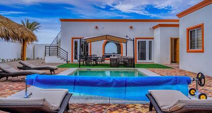 Hacienda Playa with Private Pool at Las Conchas