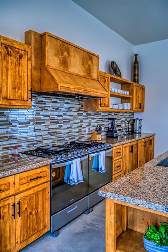 Hacienda Playa with Private Pool at Las Conchas