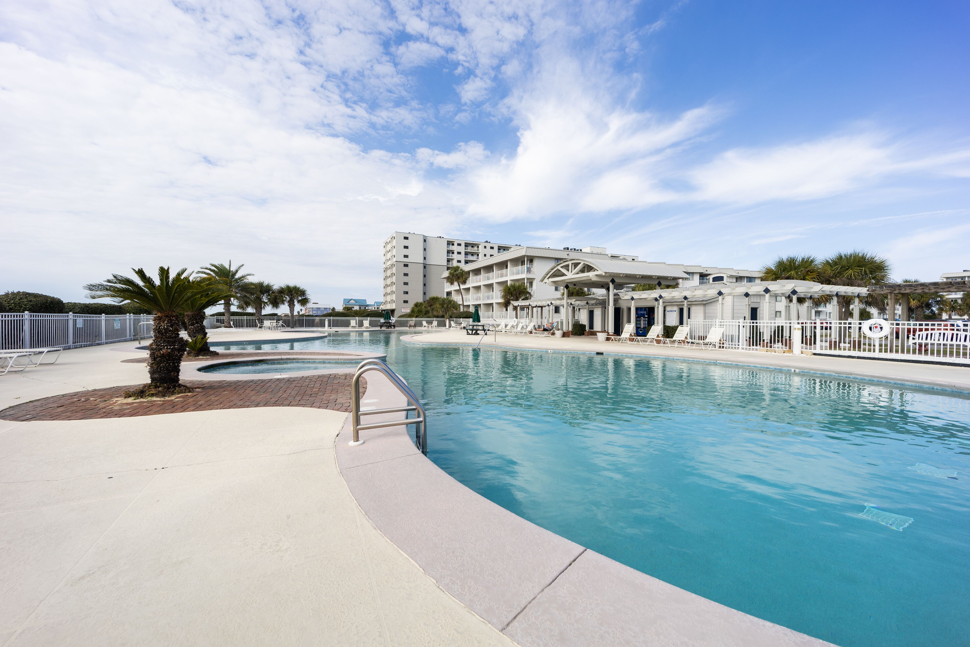 Et oppvarmet basseng