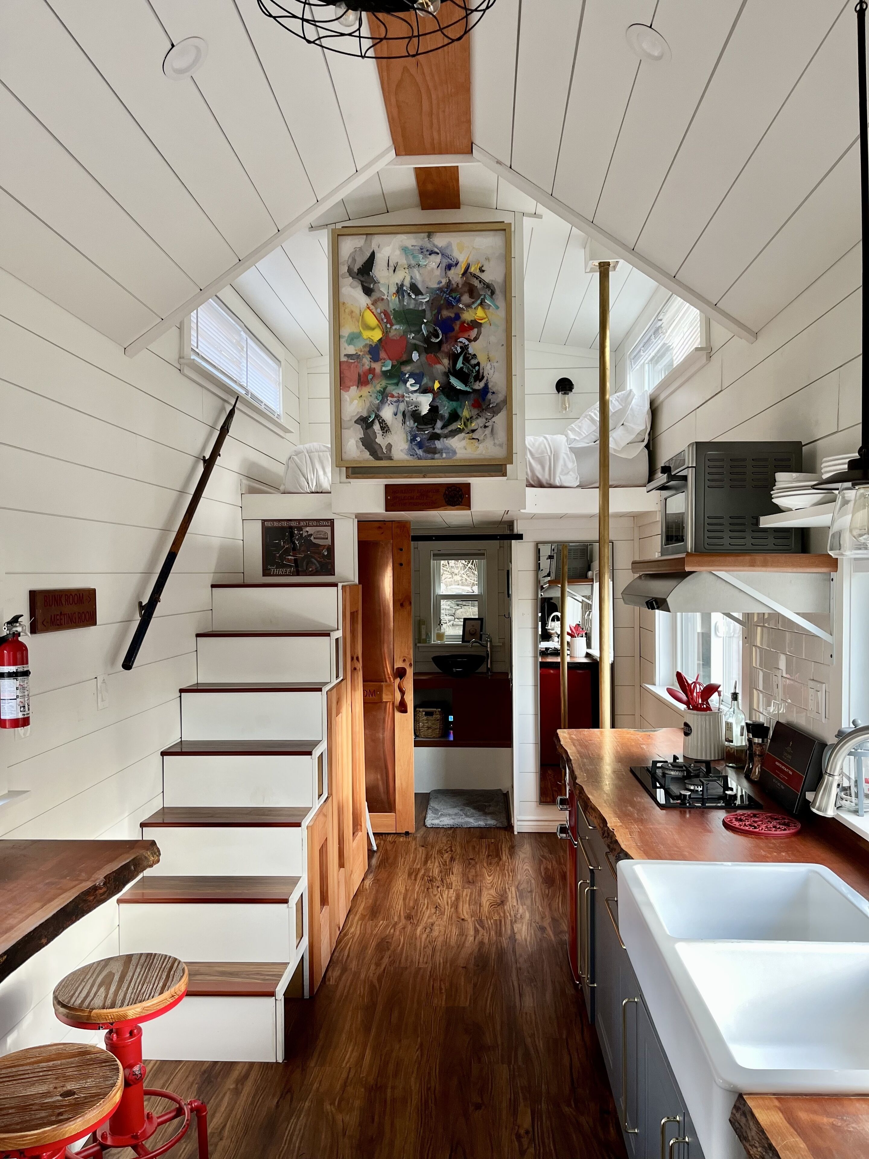 Delightful 1 Bedroom Tiny Home-10 min to Mohegan Sun!