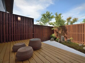 Executive Villa | Terrace/patio - HAKAI KONOHANAKAN (Oshino)