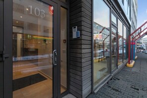 Exterior detail - Central & Modern Apartment Reykjavik with balcony 204 (Reykjavík)