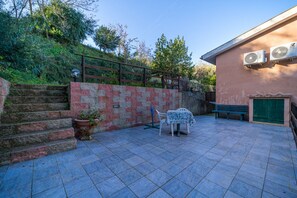 Outdoor dining - DIMORA CAPOLIVERI - LA BALCONATA (Capoliveri)