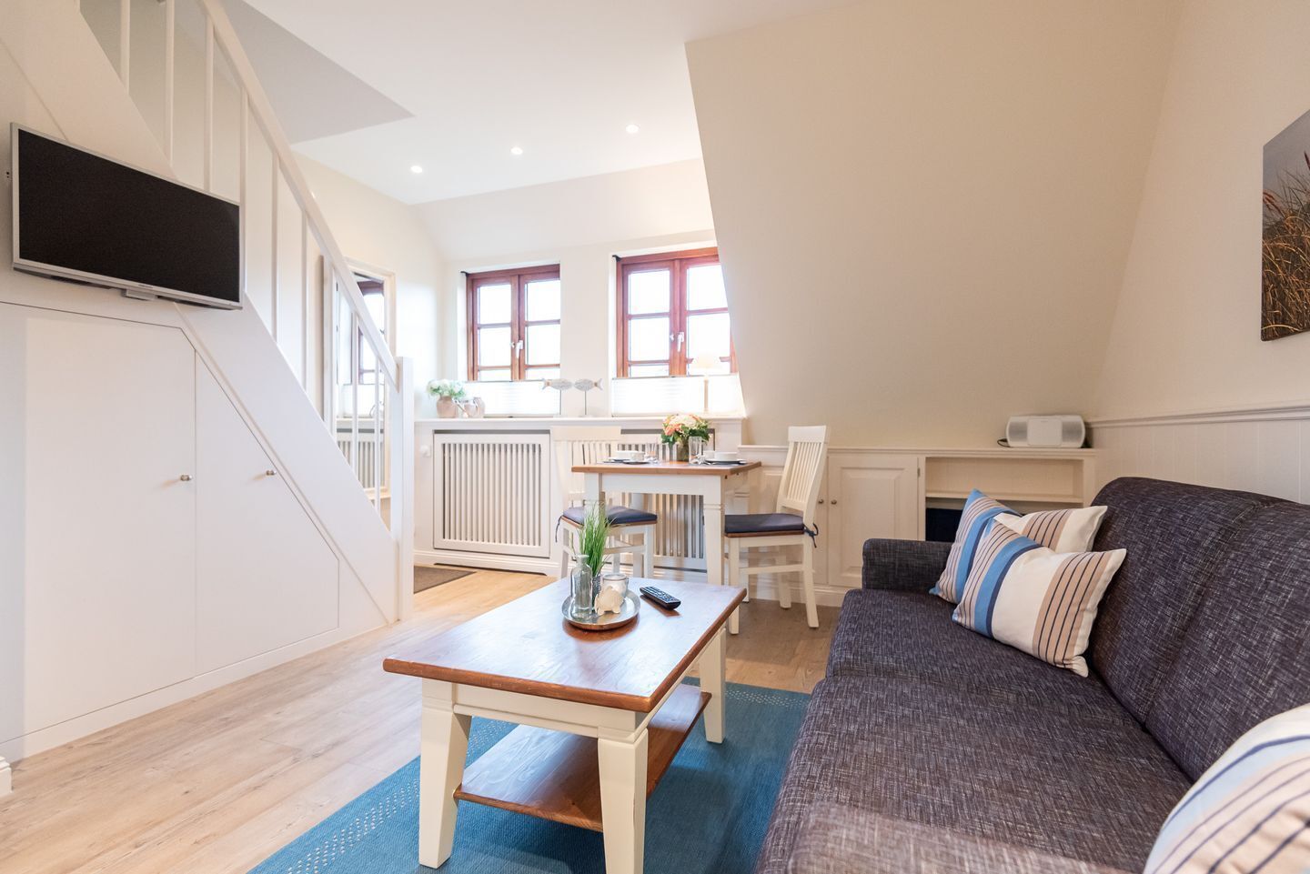 Fernseher, Stereoanlage