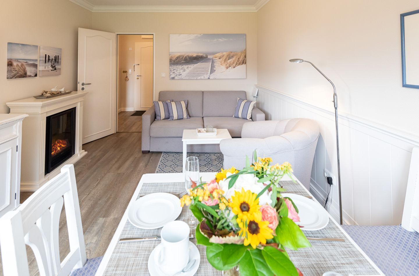 Télévision, chaîne hi-fi