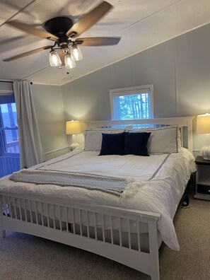 3 bedrooms, travel cot, free WiFi, bed sheets