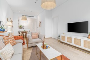 ONE BEDROOM GROUND ( RANG12) | Área de estar | TV de plasma 41 polegadas com canais a cabo, TV