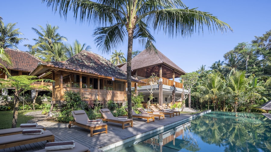 RUMAH KAYU RESORT