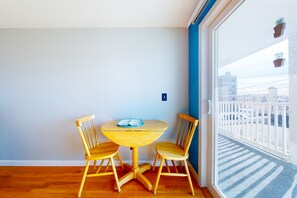 Dining - 2nd-floor studio 1 block from the beach with pool, beach access, grills, & W/D (Hampton)