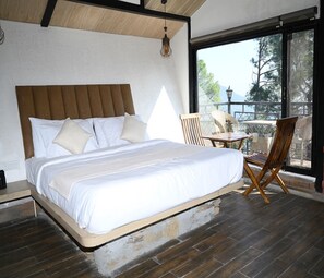 Free WiFi, bed sheets - tatvam resort (Lansdowne)