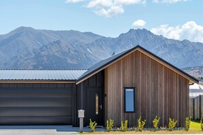 Exterior - Breathtaking Mountain Panorama (Wanaka)