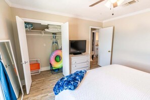 1 bedroom, iron/ironing board, WiFi