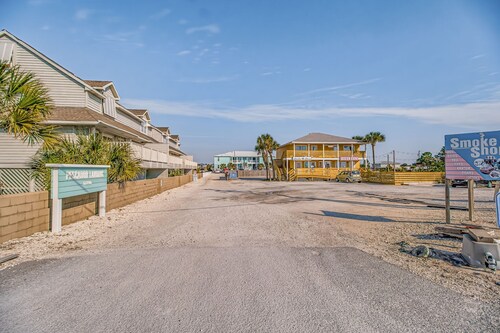 Serenity Reef #A Gulf View unit near Flora Bama