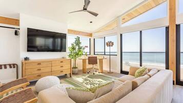 TV, fireplace, offices