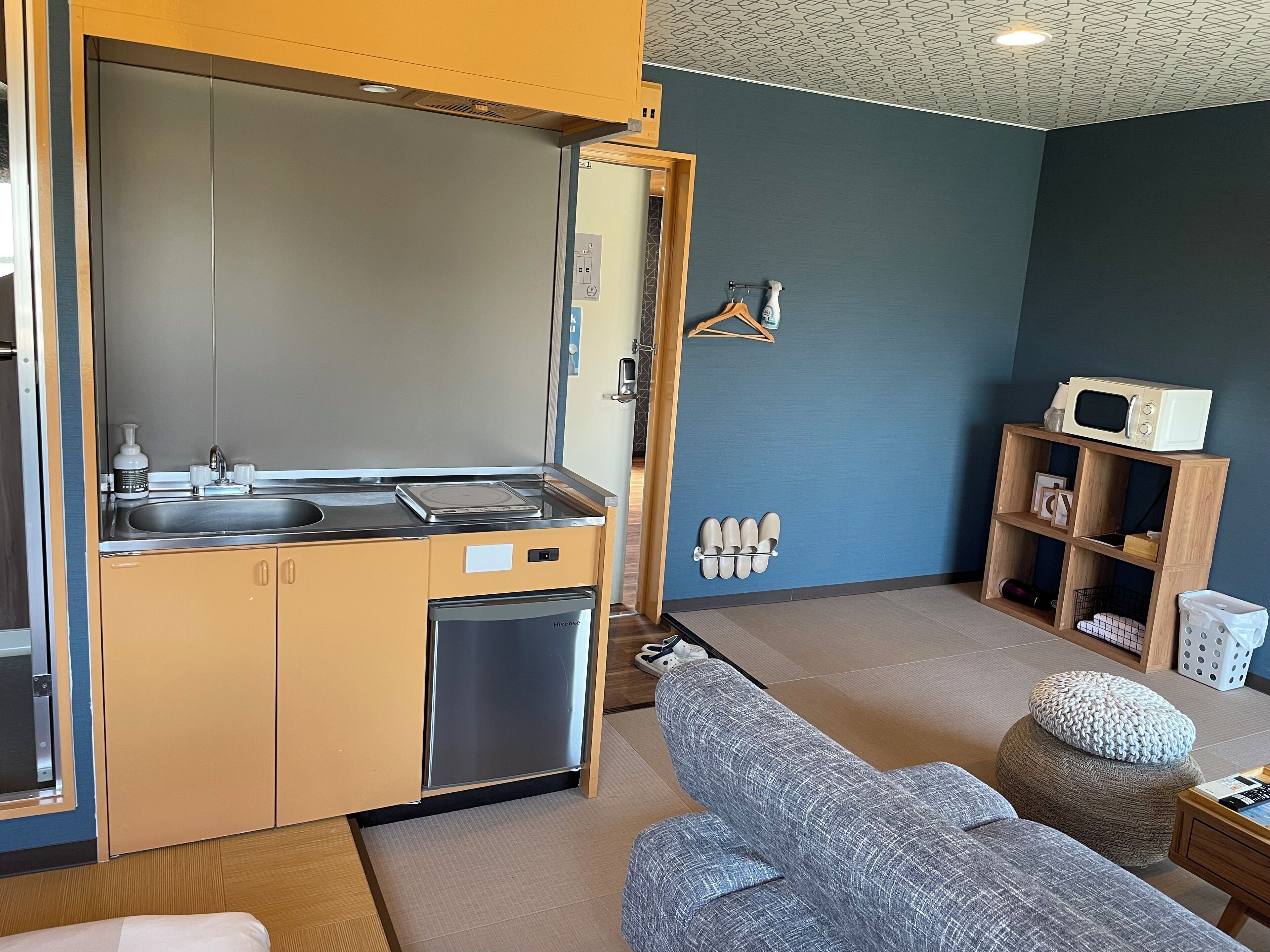 twin room, non smoking | 1 bedroom, down duvets, individually decorated, individually furnished