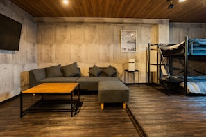 Firemannsrom, 4 soverom | Dundyner, individuelt dekorert og individuelt innredet