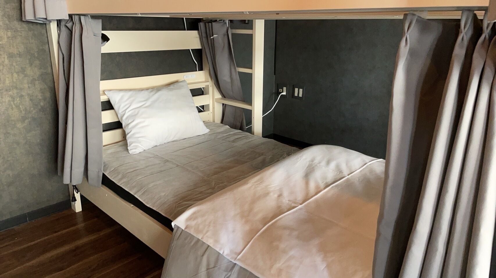 Gemeinsamer Schlafsaal | Daunenbettdecken, Bügeleisen/Bügelbrett, kostenloses WLAN, Bettwäsche