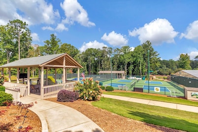 Marina Village 338 In Keowee Key