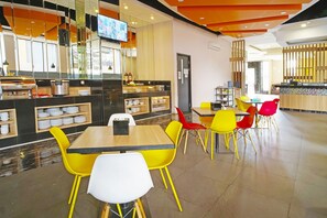 Dining - Collection O 91373 M Hotel (Padang Sidempuan)