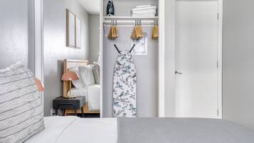 1 bedroom, iron/ironing board, WiFi, bed sheets