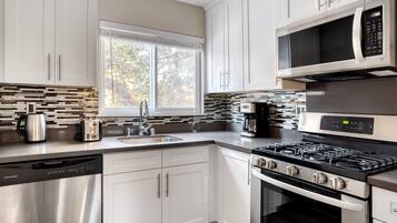 Fridge, microwave, oven, dishwasher