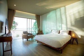 Habitación Deluxe, 1 cama King size, vista al lago | Wifi gratis y ropa de cama