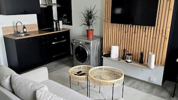 Télévision à écran plat