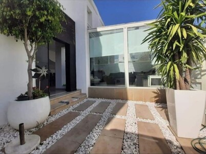 Pretty villa very close to the beaches and the Casablanca corniche