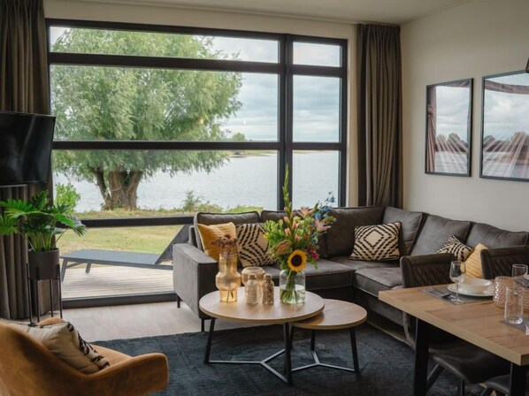 TV - MarinaPark Bad Nederrijn by Interhome (Maurik)