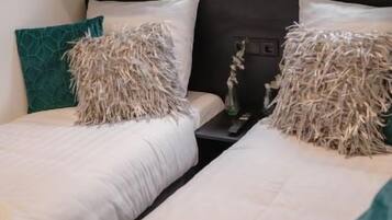 3 bedrooms, Internet