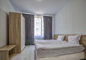 2 Schlafzimmer, Zimmersafe, kostenloses WLAN, Bettwäsche