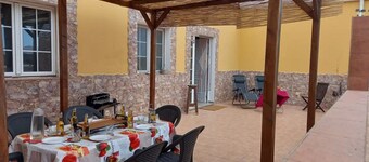 Rural house, in a quiet setting, 7 km from the beach.