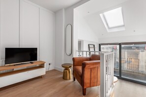 Living area - Victoria/Pimlico Apartment (London)