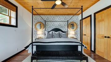 4 bedrooms, iron/ironing board, free WiFi, bed sheets