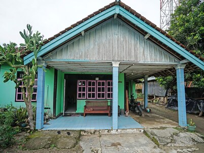SPOT ON 91910 Arfan HouseNearDanau Ranau
