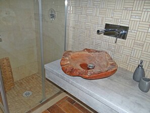 Shower, eco-friendly toiletries, hair dryer, bidet